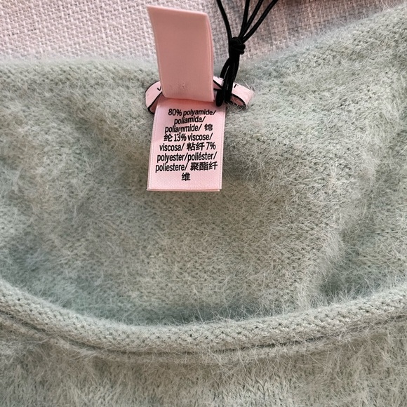 Victoria Secret Womens Green Fuzzy Long Sleeves Crop Pullover Sweater M NWT - Picture 8 of 10